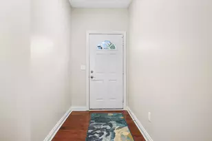 3940 Rennes Dr, Columbus, OH 43221 - Photo 2