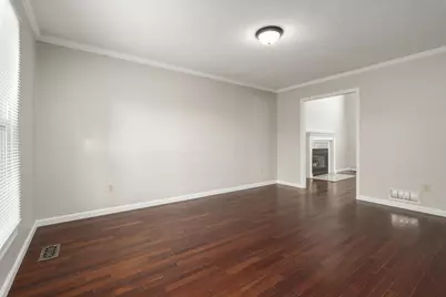 2236 Sunleaf Court, Columbus, OH 43235 - Photo 4