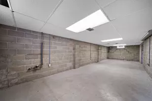 2530 Vanderberg Ave, Columbus, OH 43204 - Photo 32