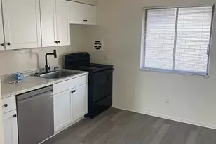 667 Riverview Dr, Columbus, OH 43202 - Photo 14