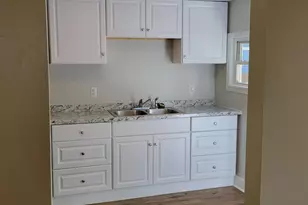 221 S Highland Ave, Columbus, OH 43223 - Photo 22