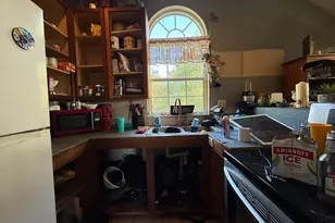 709 Ragged Ridge Rd, Frankfort, OH 45628 - Photo 2