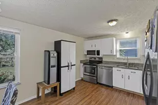 926 Hilton Dr, Reynoldsburg, OH 43068 - Photo 12