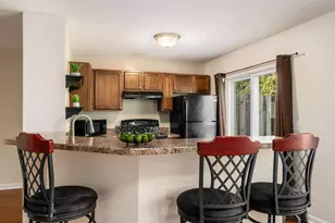 185 Prairie Creek Way, Columbus, OH 43213 - Photo 8