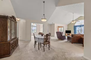 4319 Waterside Pl, Grove City, OH 43123 - Photo 10