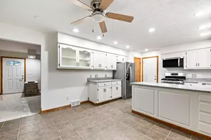 11608 Meadow Ave, Pickerington, OH 43147 - Photo 8