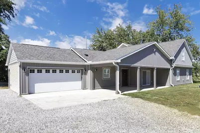 4451 1/2 Lockbourne Road #R, Columbus, OH 43207 - Photo 2