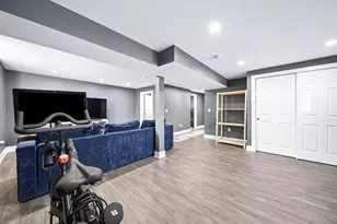 299 Lombard Rd, Columbus, OH 43228 - Photo 32