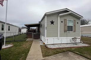 14996 Pleasant Valley Rd, Chillicothe, OH 45601 - Photo 1