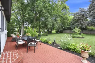 1558 Denbigh Dr, Columbus, OH 43220 - Photo 48