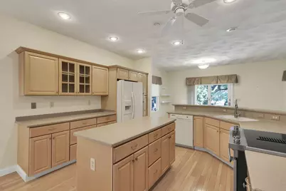 6050 Kentigern Court S, Dublin, OH 43017 - Photo 20