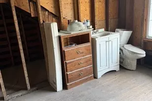 1921 Sullivant Ave, Columbus, OH 43223 - Photo 14