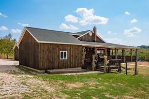 18513 Hobbler Ln, Lore City, OH 43755 - Photo 4