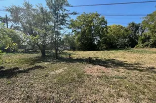 2825 S Hampton Road S, Columbus, OH 43232 - Photo 14