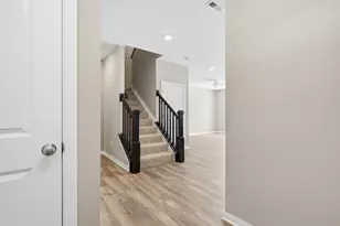 5507 Fawnsbury Ct, Powell, OH 43065 - Photo 4