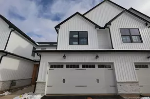 5519 Fawnsbury Ct, Powell, OH 43065 - Photo 2