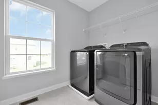 596 Courtright Dr E, Pickerington, OH 43147 - Photo 22