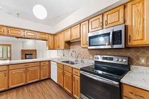 426 Timberview Dr, Marysville, OH 43040 - Photo 6