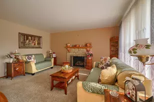 260 Meadow Dr, Circleville, OH 43113 - Photo 6