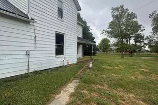 2397 Hidy Rd NW, Jeffersonville, OH 43128 - Photo 4