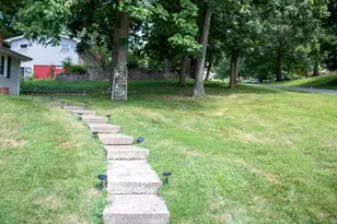 975 Blossom Ln, Zanesville, OH 43701 - Photo 16