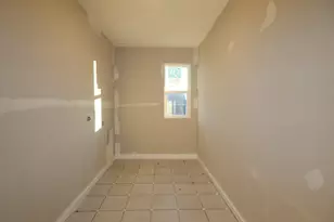 7917 Collins Dr, Reynoldsburg, OH 43068 - Photo 14