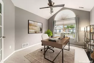 6516 Lakeview Cir, Canal Winchester, OH 43110 - Photo 4