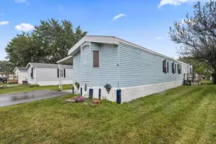 1330 Hanover Rd, Delaware, OH 43015 - Photo 2