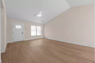 104 Cumberland Meadows Circle, Hebron, OH 43025 - Photo 6