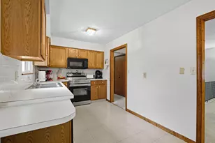 4885 Northtowne Blvd, Columbus, OH 43229 - Photo 18
