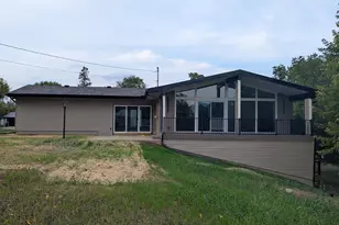 1811 Devon Dr, Springfield, OH 45503 - Photo 2