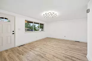5660 Buenos Aires Blvd, Westerville, OH 43081 - Photo 6