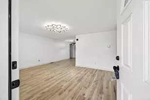 5660 Buenos Aires Blvd, Westerville, OH 43081 - Photo 4