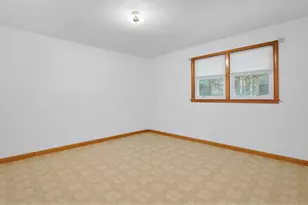 24 Sunset Dr, Shelby, OH 44875 - Photo 6