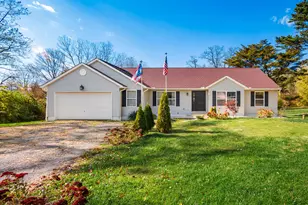 228 Jones Ave SW, Pataskala, OH 43062 - Photo 2