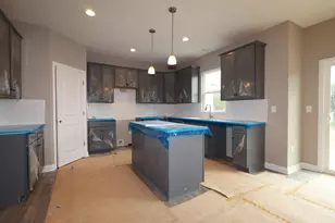 2736 Charlotte Wy, Delaware, OH 43015 - Photo 4