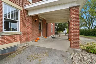 525 Gender Rd, Canal Winchester, OH 43110 - Photo 12