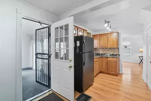 618 Eastmoor Blvd, Columbus, OH 43209 - Photo 18