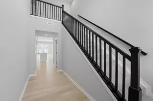 2752 Drycreek Ct, Powell, OH 43065 - Photo 2