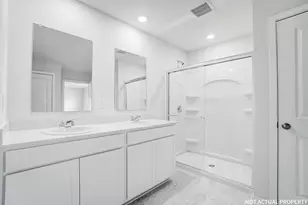 1095 Hartford Ln, London, OH 43140 - Photo 16