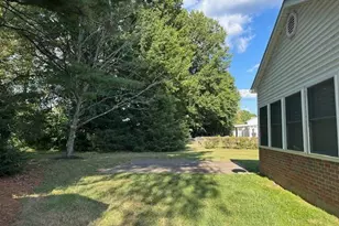 17 Briarcliff Dr, Chillicothe, OH 45601 - Photo 6