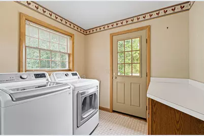 8656 Davington Drive, Dublin, OH 43017 - Photo 18