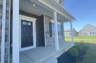 9121 Crescent View Dr NW, Canal Winchester, OH 43110 - Photo 10