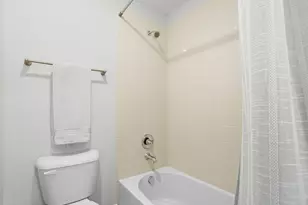 5049 Dinard Way, Columbus, OH 43221 - Photo 46