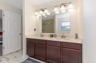 1594 Lewes Castle Dr, Grove City, OH 43123 - Photo 32