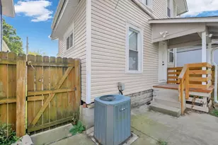 472 E Hinman Ave, Columbus, OH 43207 - Photo 24