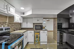 1751 Bide A Wee Park Ave, Columbus, OH 43205 - Photo 48