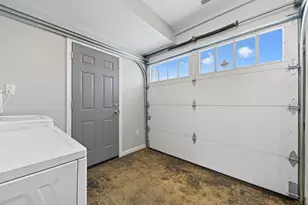 144 Miami Ave, Columbus, OH 43203 - Photo 8