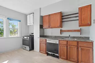1326 E 23rd Ave, Columbus, OH 43211 - Photo 4