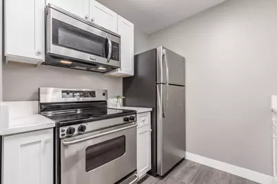 2488 McGuffey Road, Columbus, OH 43211 - Photo 2